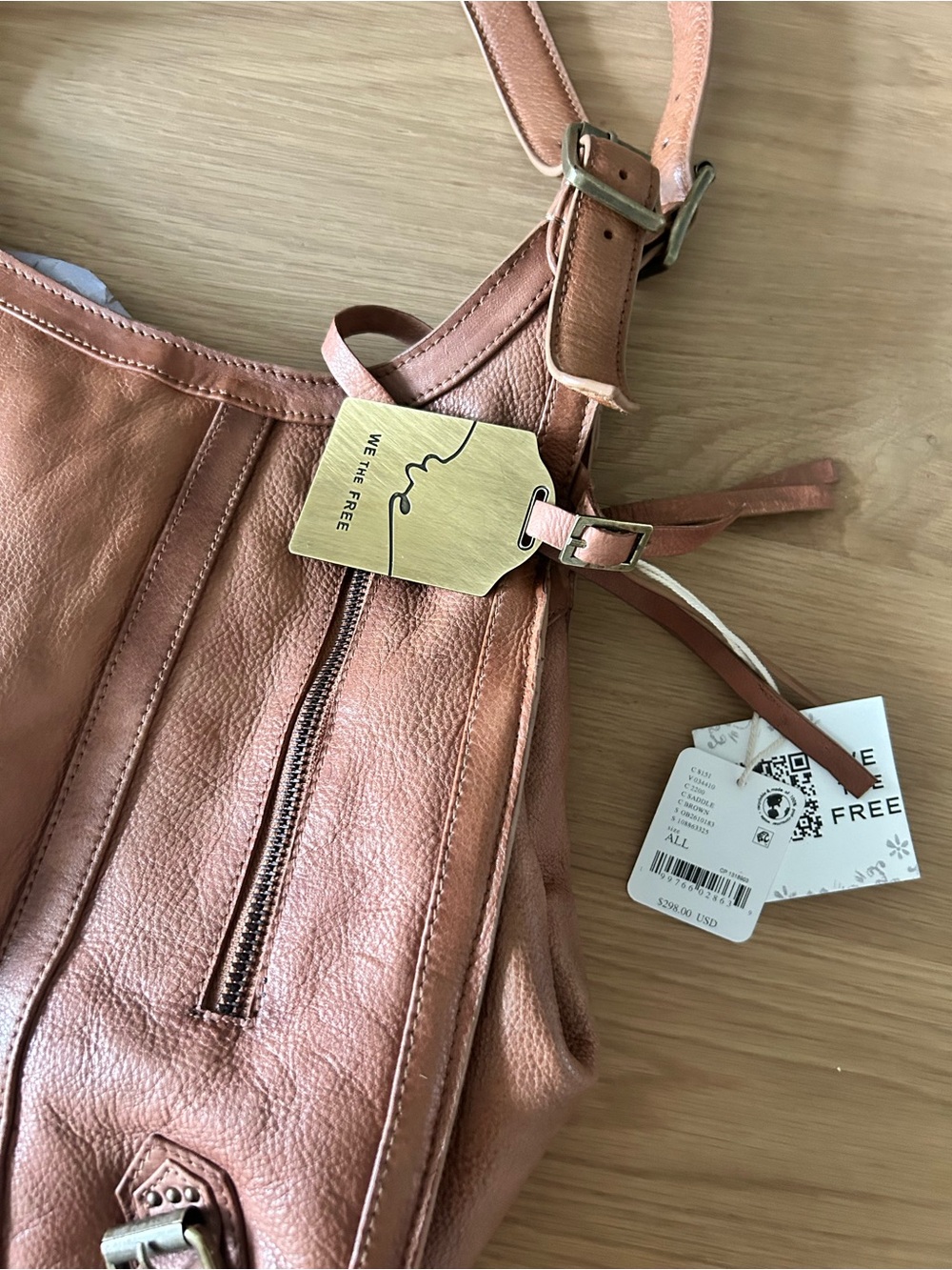 NWT Free People Emery Winged Tote Bag Saddle - Picture 6 of 10